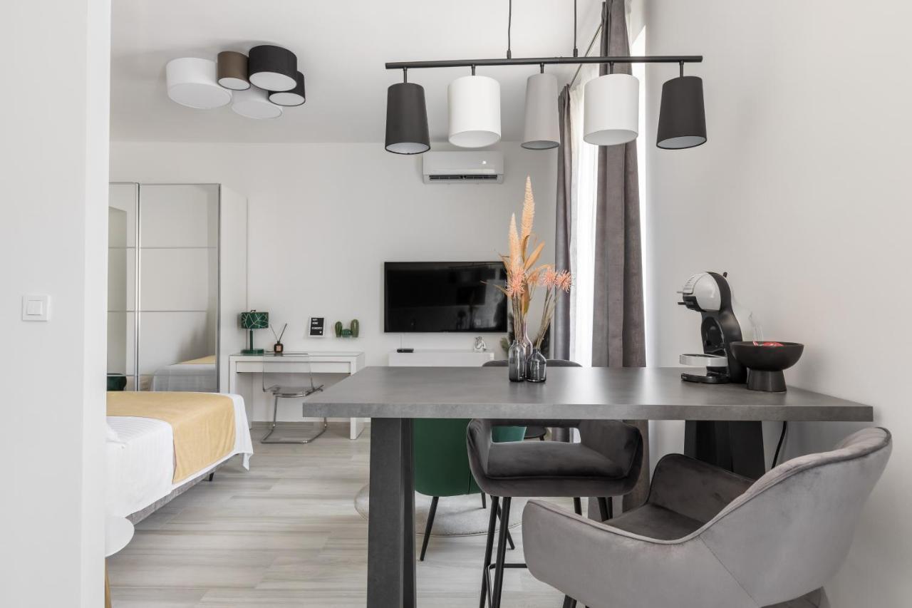 ספליט Studio Apartment Home מראה חיצוני תמונה