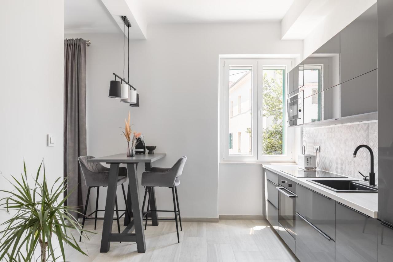 ספליט Studio Apartment Home מראה חיצוני תמונה