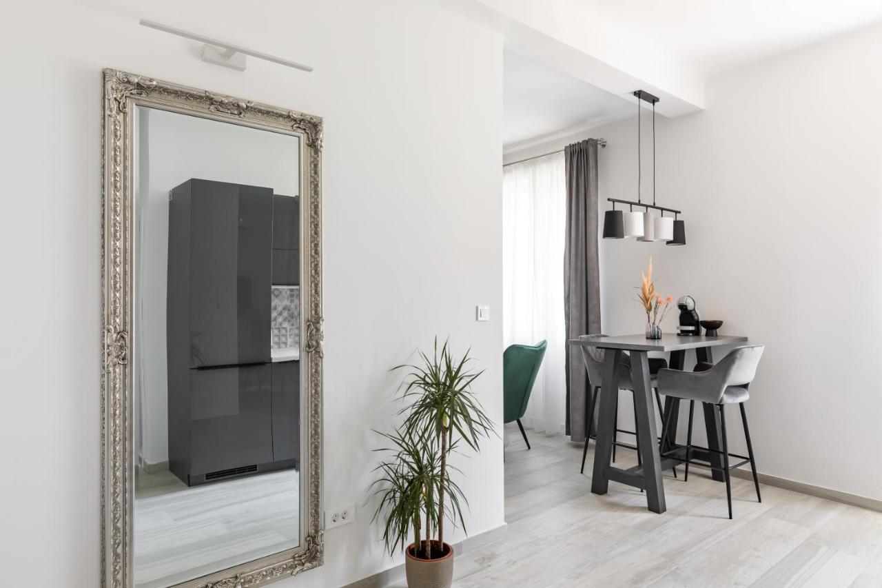 ספליט Studio Apartment Home מראה חיצוני תמונה